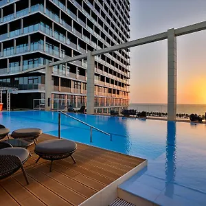 Otel Shangri-la *****